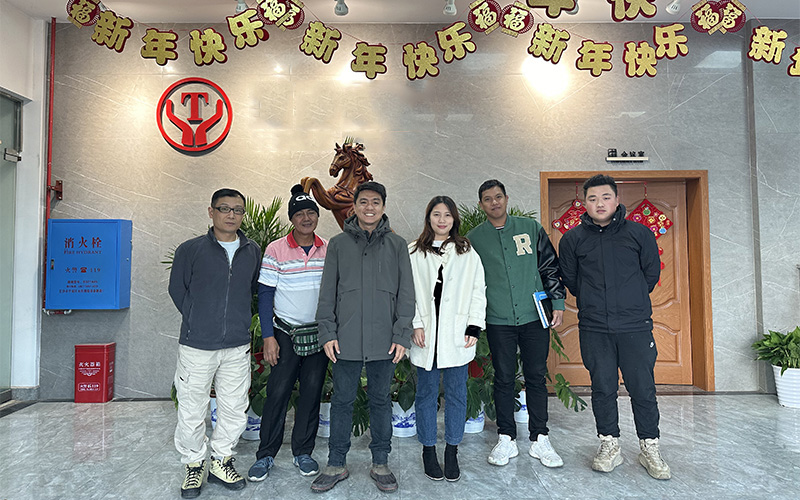 國(guó)外客戶(hù)來(lái)訪5.jpg